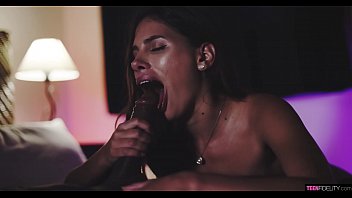 b. Nicols Cums no Big Black Cock