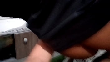 Morena gostosa levando gozada