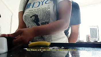 A Empregada Julia Carioca se vinga da sua Patroa, fodendo com o marido dela | Legendas em Português