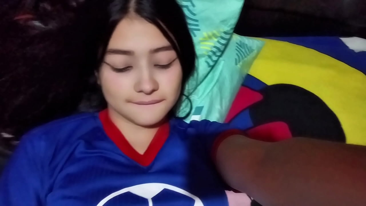 ESPEREI O CORNO SAIR DE CASA PARA DAR MINHA BUCETA PARA O PAUZÃO (CASEIRO DE VERDADE)