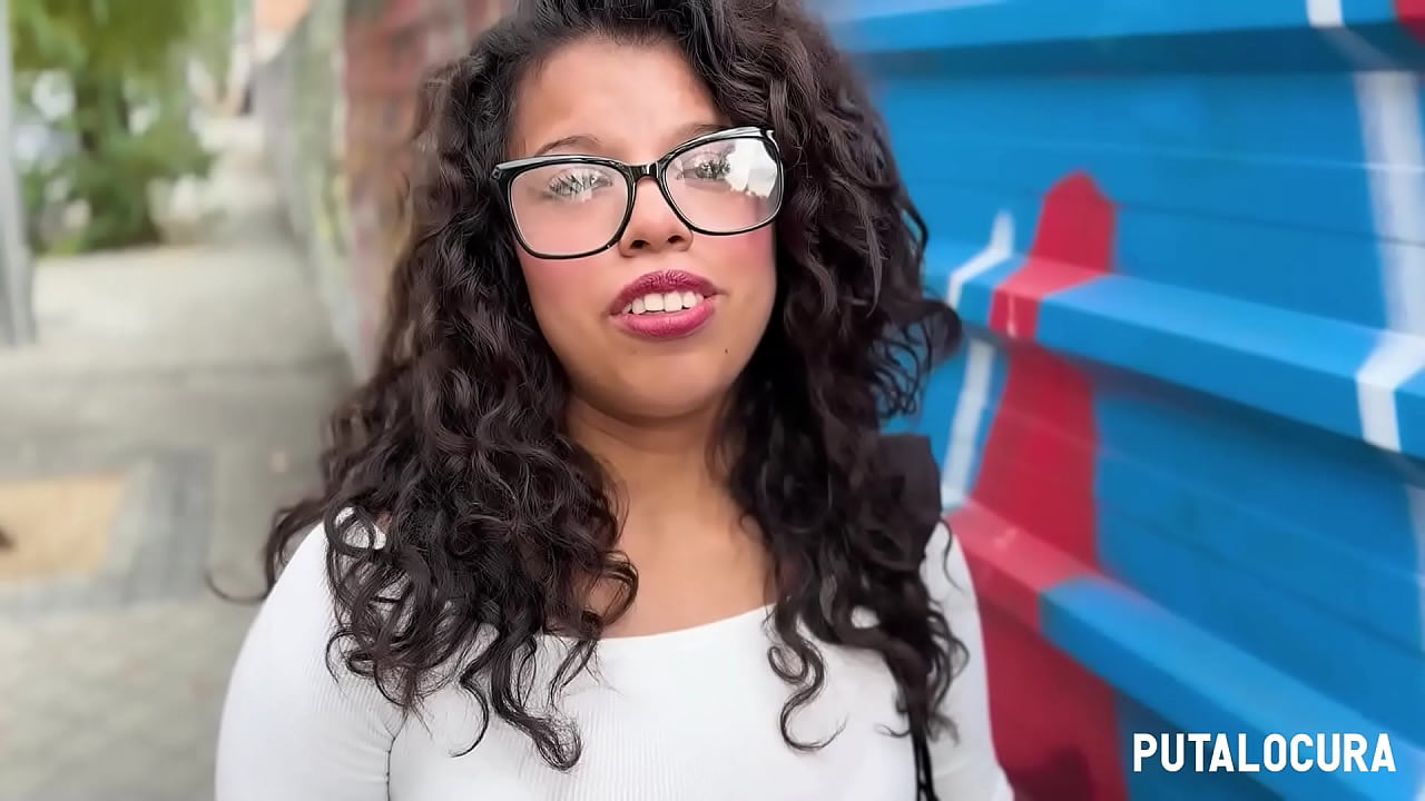 PutaLocura – Bunda grande jovem Laura Love esguicha em Pilladas