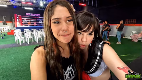Box com pornstars e celebridades