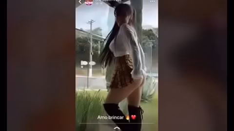 Juliana Bonde em cena adulta